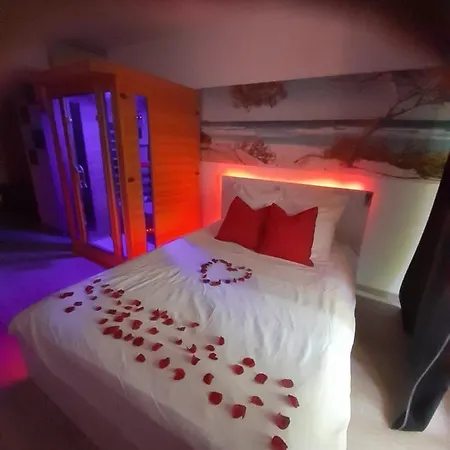 Le Bijou Avec Jacuzzi Et Sauna Privatif Terrasse Plein Sud Clim Parking Privatif * Bandol