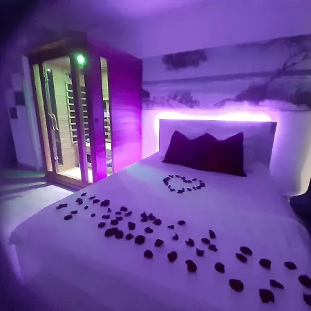 Le Bijou Avec Jacuzzi Et Sauna Privatif Terrasse Plein Sud Clim Parking Privatif Apartament